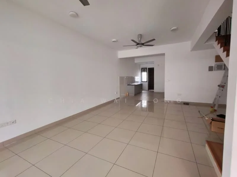 Bandar Bukit Raja : Lumira 2, Bandar Bukit Raja, Klang — view 2 of 5 — for Rent