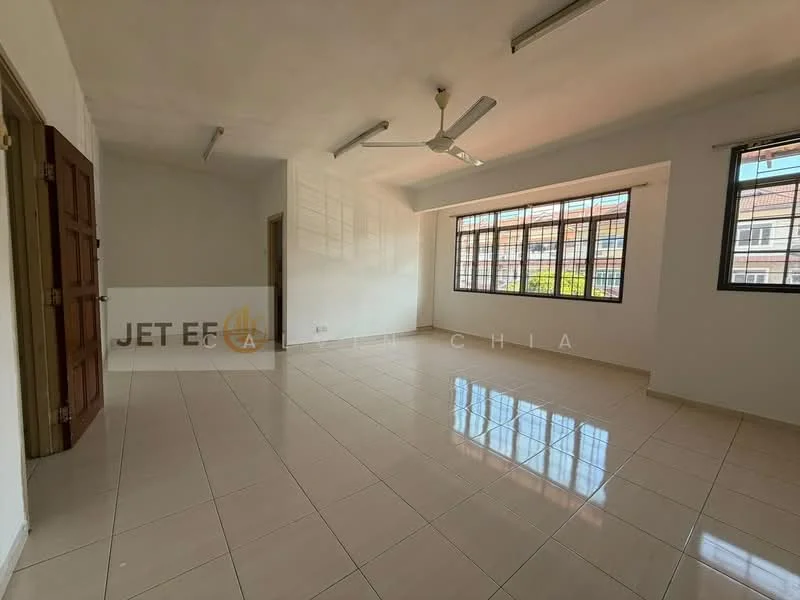 Living features: white painted walls, glossy ceramic tile flooring, 5-blade ceiling fan, large windows with grid design, natural light from windows, neutral color scheme, no visible furniture, open layout; style: modern.