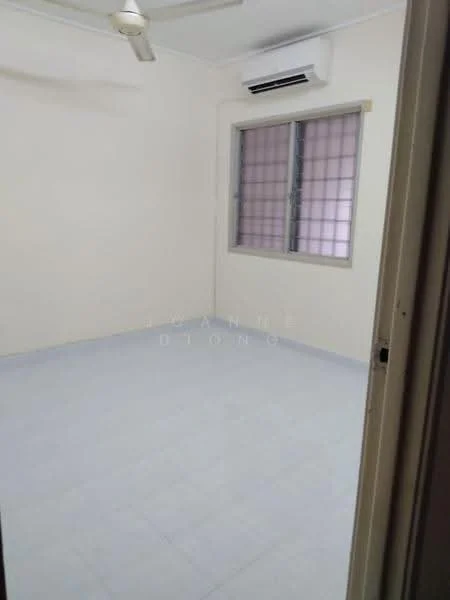 Room features: white painted walls, light grey tiled flooring, 1 wall-mounted split AC, ceiling fan, single window with grid pattern, neutral colour scheme.