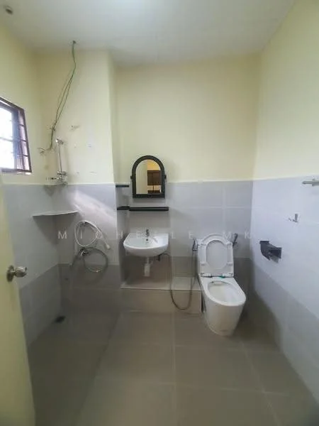 Bandar Kinrara — view 2 of 5 — for Rent