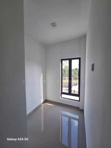 Bandar Kinrara — view 2 of 5 — for Rent