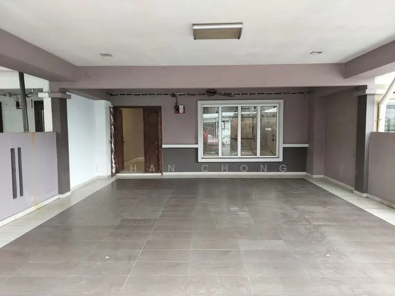 Exterior type: linked terrace house; features: grey painted walls, white trim, large window with grid pattern, sliding glass door, tiled flooring in light grey, ceiling light fixture, open space, entrance door, wall-mounted electrical panel; style: modern.