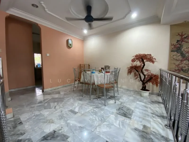 Dining features: marble flooring, round dining table, metal dining chairs, ceiling fan, decorative wall art, potted plant, light-colored painted walls, crown moulding; style: modern.
