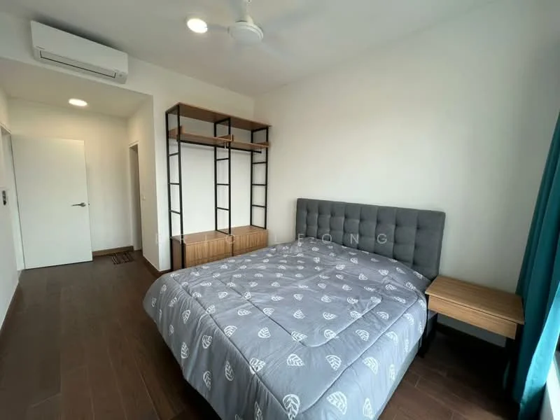 Bedroom features: king-size bed with upholstered headboard, grey quilted bedspread, 2 bedside tables with drawers, wall-mounted shelving unit, wooden flooring, 1 wall-mounted split AC, floor-to-ceiling window with blue curtains, white painted walls, ceiling fan with light; style: modern.