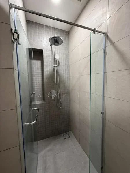 Bathroom features: walk-in shower with glass enclosure, rain shower head, handheld shower, grey tile cladding on walls, light grey tile flooring, built-in niche for toiletries, chrome shower controls, sliding glass door; style: modern.