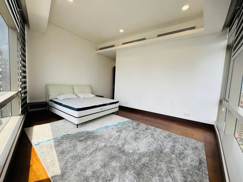 Bedroom features: queen-size bed, upholstered headboard, white bedding, large area rug with grey color, wooden flooring, floor-to-ceiling windows, roller blinds, 2 wall-mounted split AC units, neutral painted walls, ceiling lights; style: modern; view: city.