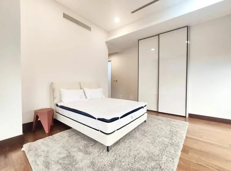 Bedroom features: queen-size bed with mattress, upholstered headboard, bedside table in pink, area rug with soft texture, built-in wardrobe with sliding doors, wooden flooring, white painted walls, recessed ceiling lights; style: modern.