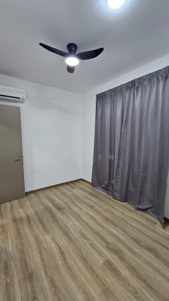 Bedroom features: laminate flooring, white painted walls, 5-blade ceiling fan with light, floor-to-ceiling window, grey curtains, wall-mounted split AC, wooden door, light fixture; style: modern.