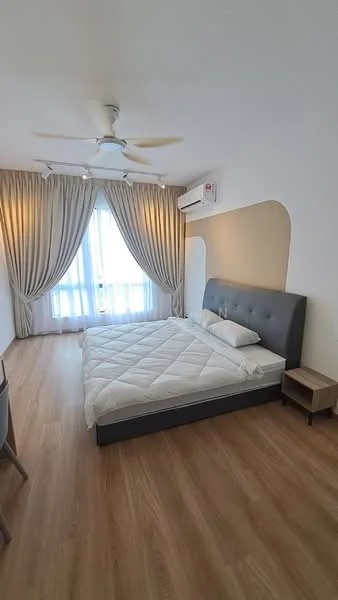 Bedroom features: queen-size bed, upholstered headboard, wooden bedside table, floor-to-ceiling windows, sheer curtains, 5-blade ceiling fan, light-colored walls, laminate flooring, air conditioning unit; style: modern.