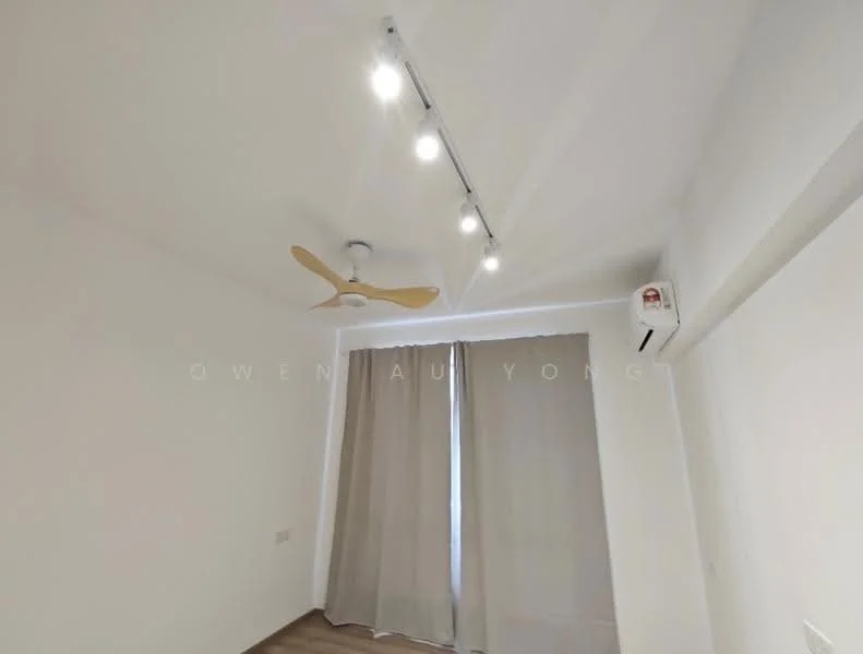 Room features: white painted walls, wooden flooring, 5-blade ceiling fan, recessed LED downlights, floor-to-ceiling windows with sheer curtains, wall-mounted split AC; style: modern.