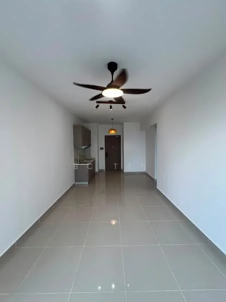 Living features: white painted walls, glossy ceramic tile flooring, 5-blade ceiling fan with light, open layout, doorway leading to kitchen, doorway leading to entrance, neutral color scheme, recessed lighting; style: modern.