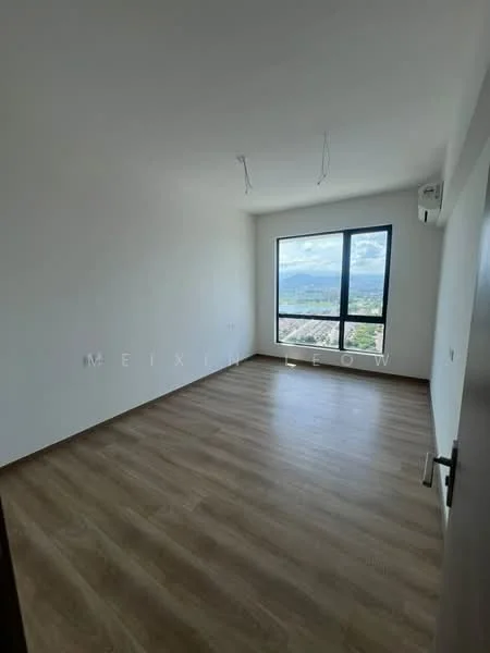 Room features: white painted walls, laminate flooring, floor-to-ceiling window, mountain view, 1 wall-mounted split AC, 2 ceiling light fixtures; style: modern; view: mountain.