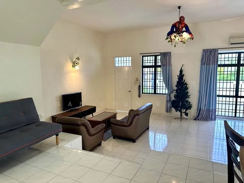 Living features: white painted walls, tile flooring, 5-blade ceiling fan with light, sofa in grey fabric, 2-seater leather sofa in brown, wood coffee table, wall-mounted TV, decorative wall light, large windows with black grills, curtains in blue fabric, Christmas tree, decorative artwork on wall; style: modern; view: garden.