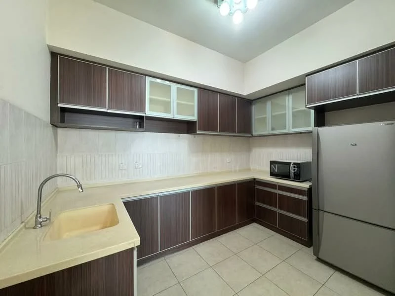 Kitchen features: single-bowl sink, chrome faucet, laminate countertop in beige, dark wood cabinetry, glass-front upper cabinets, built-in microwave, stainless-steel fridge, ceramic tile flooring, recessed ceiling lights, wall tiles with vertical pattern; style: modern.