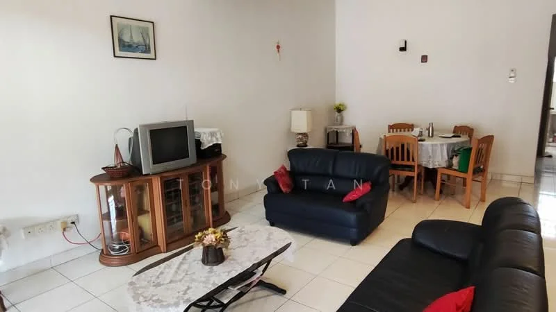 Living features: black leather sofa, 2-seater sofa, coffee table with marble top, wooden TV cabinet, CRT television, wooden dining table with chairs, table lamp, decorative wall art, white tiled flooring, light-colored walls, red throw pillows; style: traditional.