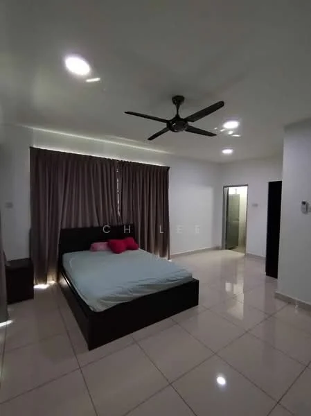Bedroom features: king-size bed, upholstered headboard, 2 bedside tables, ceiling fan with light, recessed downlights, floor-to-ceiling curtains, white painted walls, glossy tile flooring, built-in wardrobe, door leading to bathroom; style: modern.