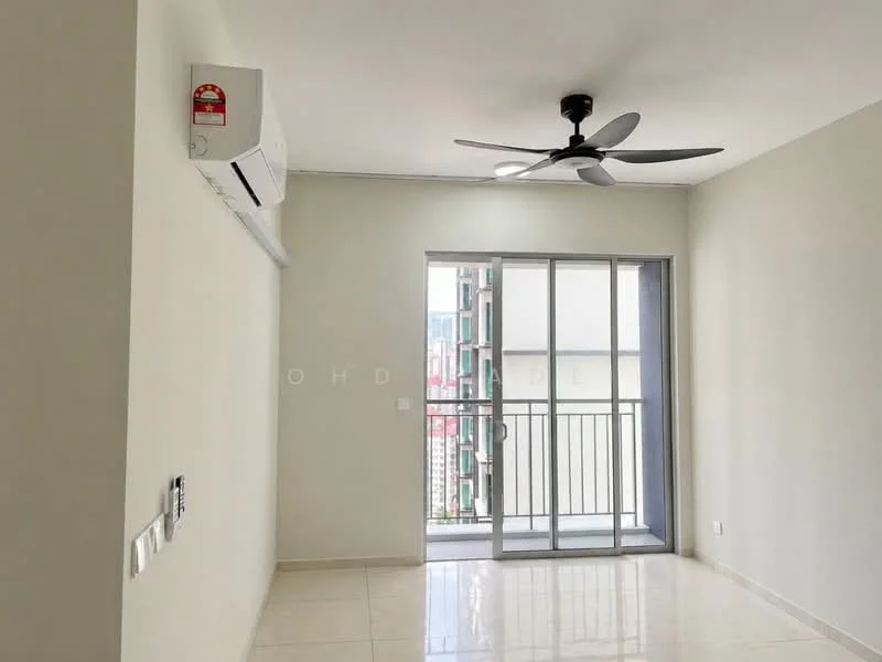Room features: white painted walls, polished tile flooring, 5-blade ceiling fan with light, 1 wall-mounted split AC, floor-to-ceiling sliding glass door, balcony access, natural light from windows; style: modern; view: city.