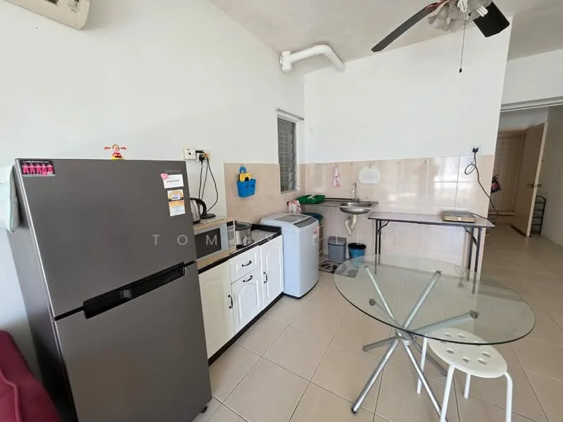 Kitchen features: stainless-steel fridge, built-in oven, 4-burner gas hob, white cabinetry with handles, grey countertop, single-bowl stainless-steel sink, chrome pull-down faucet, washing machine, round glass dining table, white plastic chairs, wall-mounted storage rack, tile backsplash, cream tiled flooring, ceiling fan; style: modern.