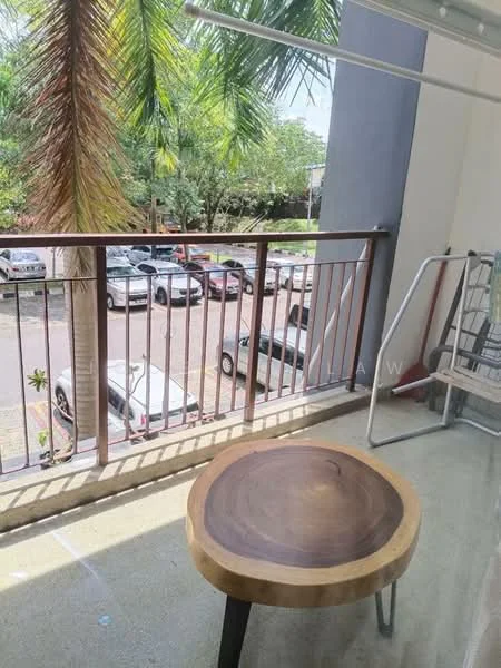 Balcony features: wooden round table, metal legs, railing, view of parked cars, palm trees in view, concrete flooring; view: garden.