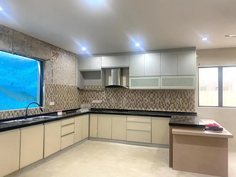 BK9, Bandar Kinrara Seksyen 9, Bandar Kinrara — view 2 of 5 — for Rent