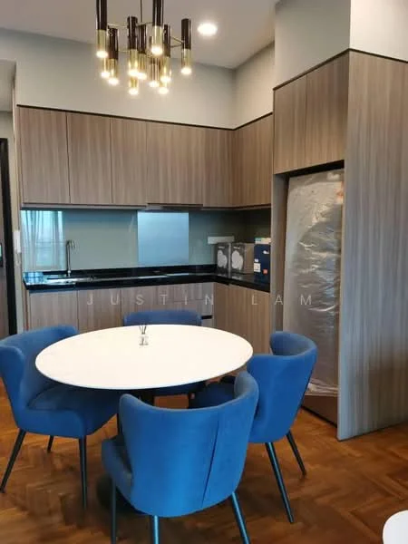 Kitchen features: wood cabinetry in light brown, black granite countertop, stainless-steel built-in oven, stainless-steel refrigerator, round white dining table, 4 blue upholstered dining chairs, pendant lighting fixture, parquet wood flooring, back wall with grey tiles; style: modern.