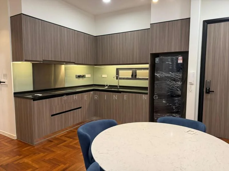 Kitchen features: brown wood cabinetry, black granite countertop, stainless-steel fridge, built-in oven, 4-burner gas hob, single-bowl stainless-steel sink, chrome pull-down faucet, tile backsplash, recessed downlights, wood flooring, open layout to dining area; style: modern.