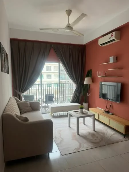Living features: 3-seater fabric sofa in beige, coffee table, wall-mounted TV, TV console in light wood, area rug with abstract pattern, 5-blade ceiling fan with light, floor-to-ceiling windows, sheer curtains, dark accent wall in terracotta, light-colored tiled flooring, decorative wall shelf, indoor plant; style: modern; view: city.