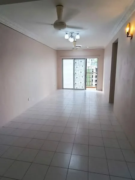 Cahaya Permai, Taman Putra Permai, Seri Kembangan — view 2 of 5 in Taman Putra Permai — for Rent