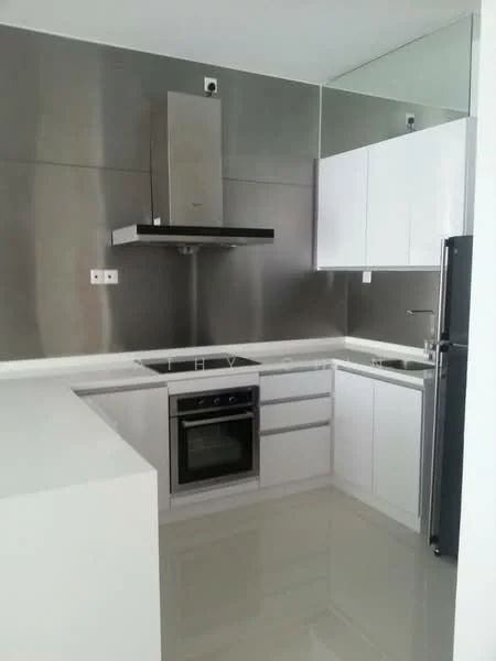 Kitchen features: stainless-steel backsplash, white flat-panel cabinets, built-in oven, 4-burner gas hob, stainless-steel range hood, stainless-steel fridge, single-bowl stainless-steel sink, chrome pull-down faucet, white countertop, polished tile flooring, recessed downlights; style: modern.