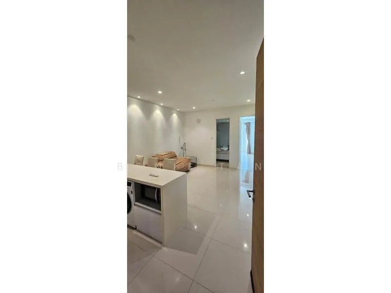 Living features: white painted walls, glossy ceramic tile flooring, recessed downlights, sofa in beige fabric, coffee table, open kitchen layout, kitchen island, washing machine, doorway leading to bedroom, wall clock; style: modern.