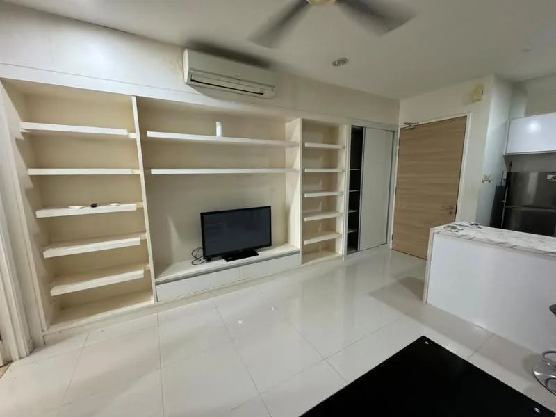 Living features: white painted walls, glossy white tile flooring, ceiling fan, wall-mounted TV, built-in shelving unit, open shelving, air conditioning unit, kitchen counter with bar stools; style: modern.