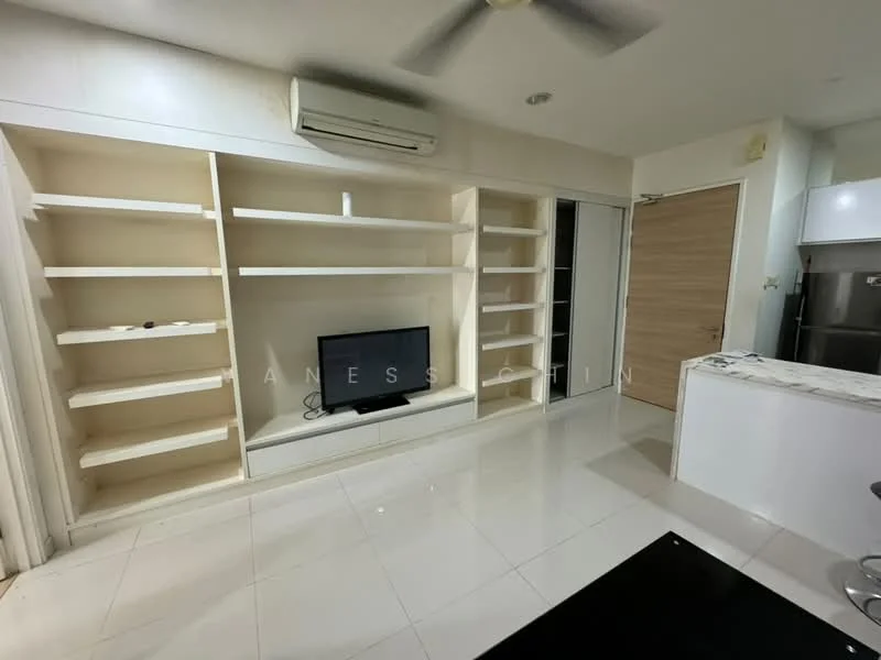 Living features: white painted walls, glossy tile flooring, ceiling fan, wall-mounted TV, built-in shelving unit, open layout, air conditioning unit, kitchen counter with bar stools; style: modern.