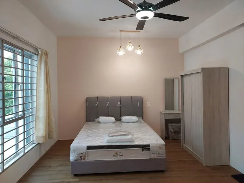 Bedroom features: queen-size bed with upholstered headboard, 2 white pillows, wooden flooring, light pink painted walls, ceiling fan with integrated LED light, 3 pendant lights, window with horizontal slats, curtains, built-in wardrobe, dressing table, side table; style: modern; view: garden.