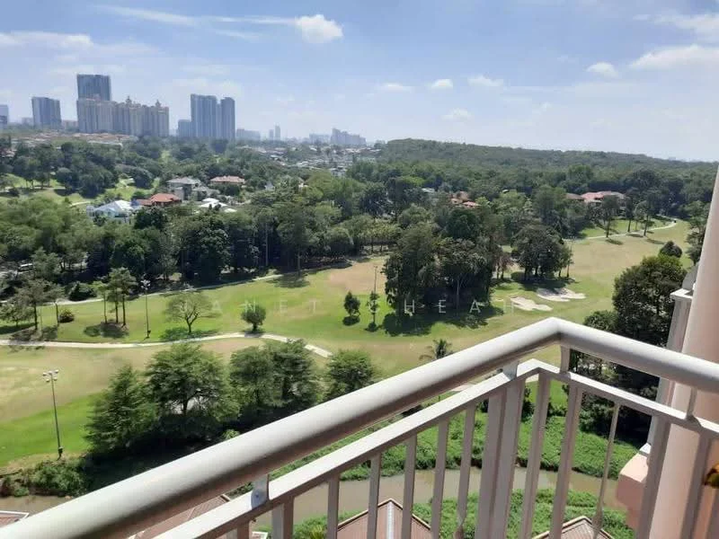 Room view: city.
