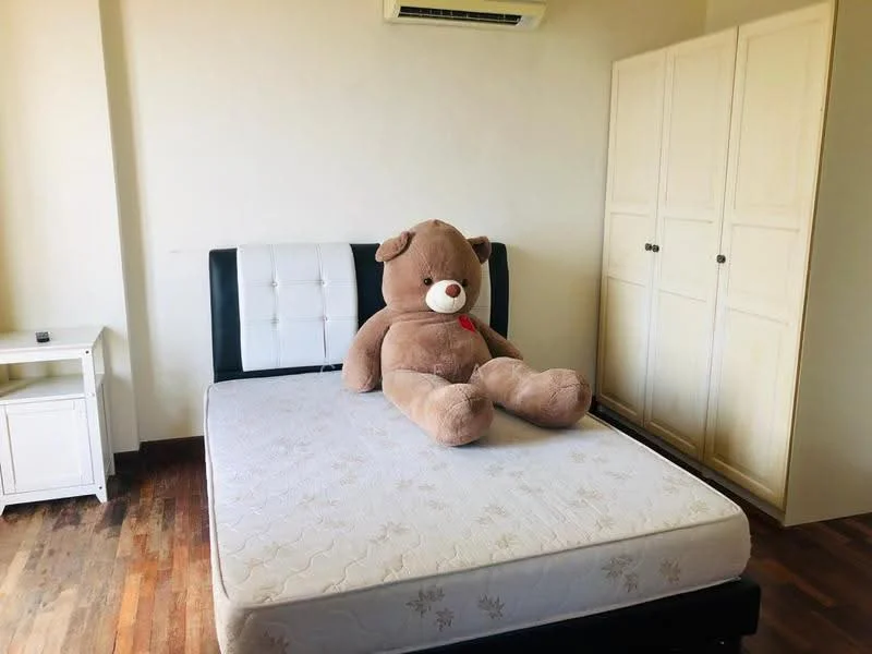 Bedroom features: queen-size bed, upholstered headboard, wooden flooring, built-in wardrobe with sliding doors, air conditioning unit, decorative teddy bear, nightstand, white walls; style: modern.