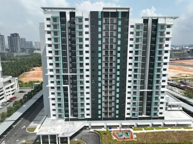 Cassia Residence @ Laman View, Cyberjaya — view 2 of 5 in Persiaran Sepang — for Rent