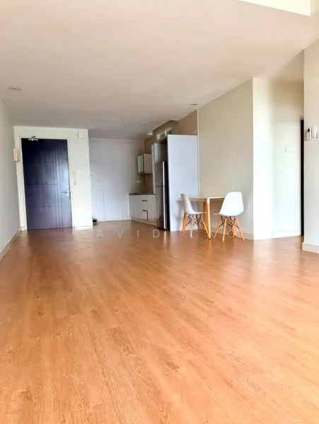 Living features: laminate flooring, white painted walls, recessed downlights, floor-to-ceiling windows, dining table with 4 chairs, stainless-steel fridge, built-in kitchen cabinets, open layout, entrance door, neutral color palette; style: modern.