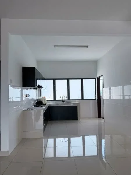 Kitchen features: white painted walls, grey upper cabinets, black lower cabinets, single-bowl stainless-steel sink, chrome pull-down faucet, white ceramic tile backsplash, marble countertop, built-in oven, freestanding range oven, recessed LED downlights, large windows, glossy tile flooring; style: modern.