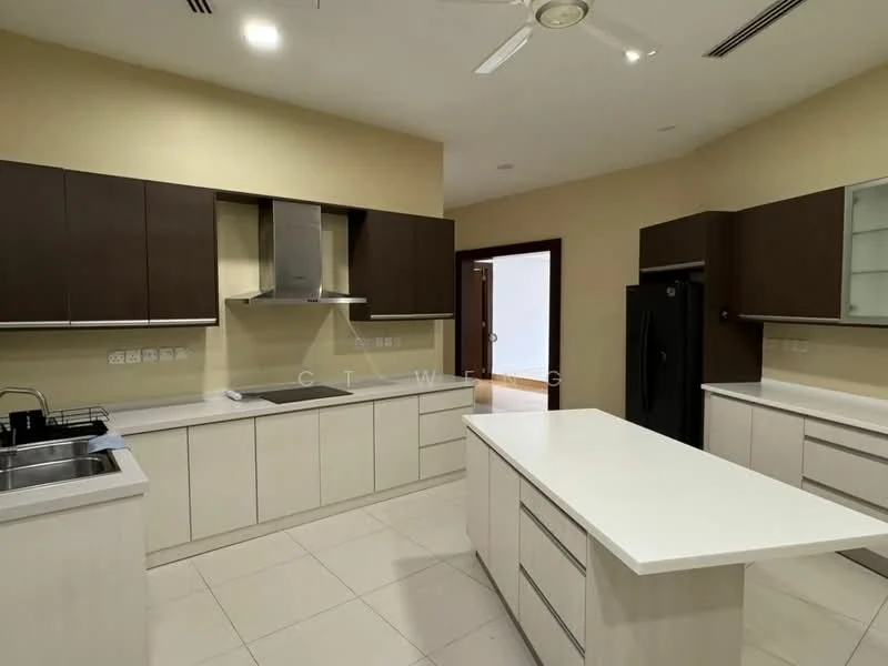 Kitchen features: white quartz countertop, brown flat-panel cabinets, stainless-steel sink, chrome pull-down faucet, built-in oven, freestanding refrigerator, kitchen island with storage, ceramic tile flooring, recessed downlights, ceiling fan, wall-mounted range hood; style: modern.