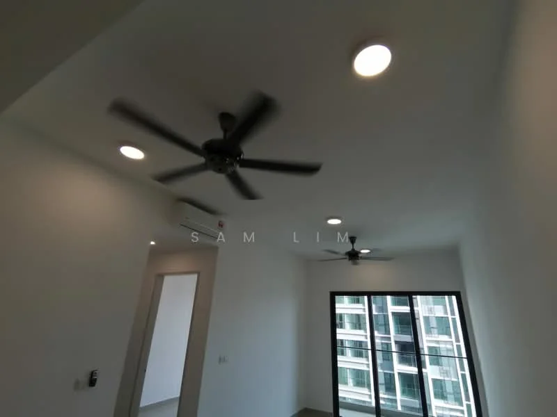 Room features: 2 ceiling fans, recessed LED downlights, white painted walls, large windows, grey flooring, air conditioning unit; style: modern.