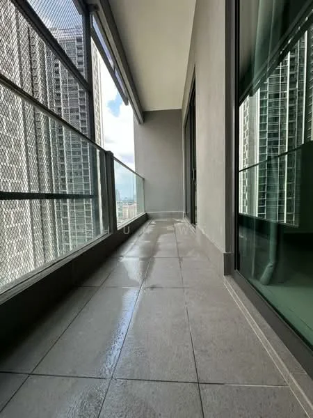 Room features: grey tiled flooring, glass railing, floor-to-ceiling windows, exterior wall with smooth finish, city skyline view; style: modern; view: city.