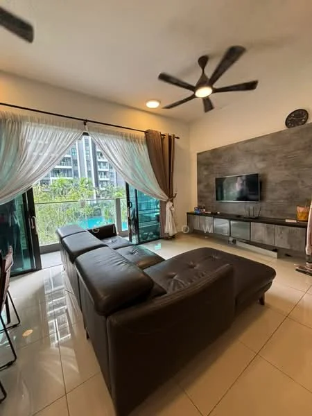 Living features: 3-seater leather sofa in dark brown, ceiling fan with 5 blades, wall-mounted TV, TV console in light wood, large sliding glass doors, floor-to-ceiling windows, sheer curtains, dark grey accent wall, glossy white tile flooring, decorative wall clock; style: modern; view: garden.