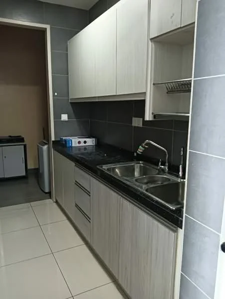 Kitchen features: grey laminate cabinetry, black granite countertop, double-bowl stainless-steel sink, chrome pull-down faucet, built-in oven, 4-burner gas hob, white tiled backsplash, white wall tiles, ceramic tile flooring, recessed downlights; style: modern.
