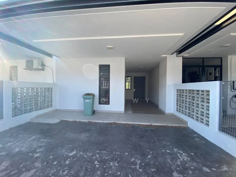 Exterior type: linked terrace house; features: open-air parking lot, grey tiled flooring, white painted walls, exposed concrete wall, security gate, air conditioning unit, intercom panel, manicured landscaping, covered car porch; style: modern.