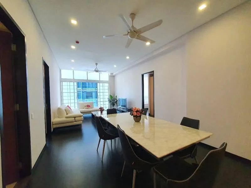 Dining features: marble dining table, 6 dining chairs, recessed downlights, dark wood flooring, white painted walls, ceiling fan, large windows, plant in corner, decorative vase with flowers; style: modern; view: city. Living features: 3-seater fabric sofa in white, coffee table, TV console, wall-mounted TV, large windows, natural light; style: modern; view: city.
