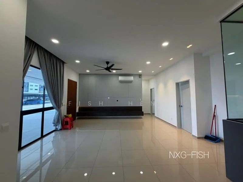Living features: white painted walls, glossy tile flooring, 5-blade ceiling fan with light, floor-to-ceiling windows, sliding glass door, curtains, wall-mounted split AC, built-in bench seating, recessed downlights, decorative wall panel, clean modern design; style: modern.