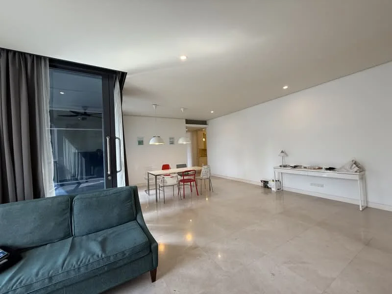 Living features: green fabric sofa, marble tile flooring, recessed downlights, floor-to-ceiling windows, sheer curtains, ceiling fan, dining table with four chairs, side table, white painted walls; style: modern.