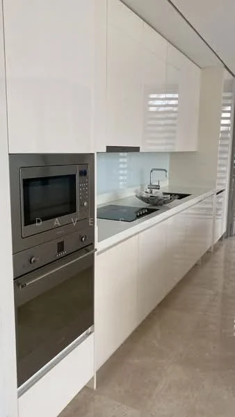 Kitchen features: white glossy cabinetry, built-in oven, stainless-steel range hood, 4-burner gas hob, single-bowl stainless-steel sink, chrome pull-down faucet, white backsplash, marble countertop, recessed downlights, sliding window treatments; style: modern.