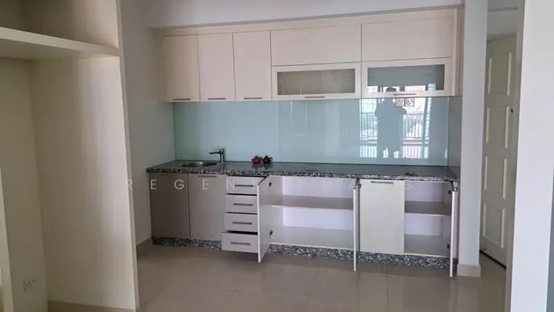 Kitchen features: light-coloured cabinetry, granite countertop, glass backsplash, single-bowl stainless-steel sink, chrome pull-down faucet, built-in cabinetry, open shelving, tile flooring, recessed downlights; style: modern.