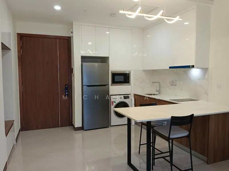 Kitchen features: white glossy cabinetry, marble backsplash, stainless-steel fridge, built-in microwave, washing machine, single-bowl stainless-steel sink, chrome pull-down faucet, countertop with breakfast bar, stool seating, recessed downlights, grey ceramic tile flooring, wooden door, open shelving; style: modern.